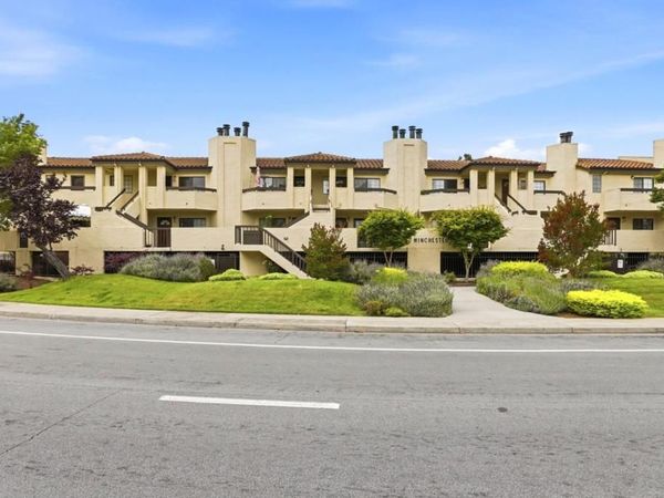 880 N Winchester Boulevard, Unit 206, Santa Clara, CA 95050