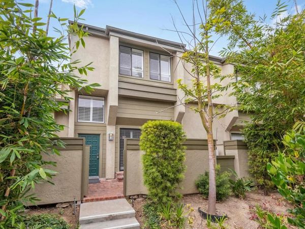 3294 Caminito Eastbluff, La Jolla, CA 92037