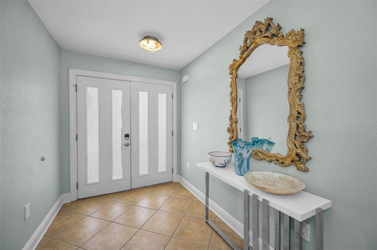 111 17th Street, Belleair Beach, FL 33786 Photo