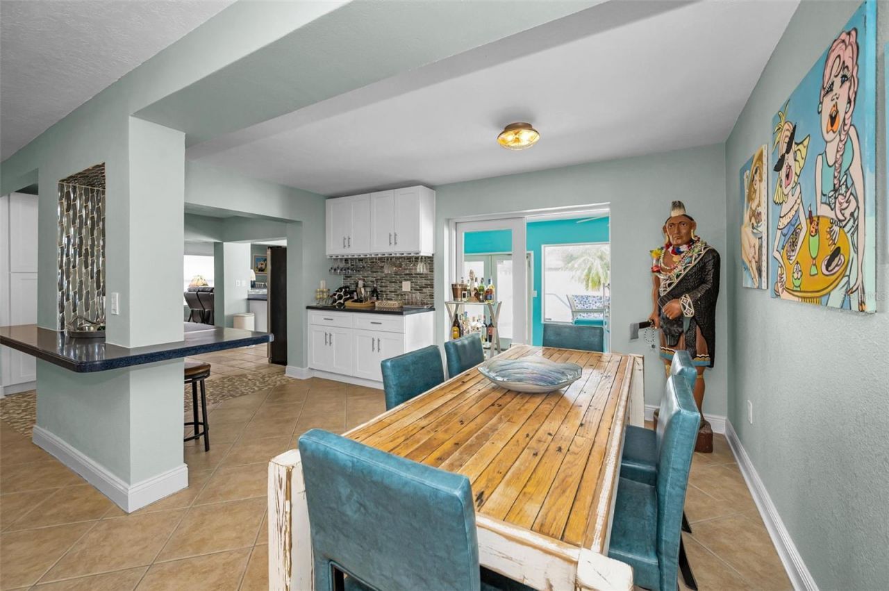 111 17th Street, Belleair Beach, FL 33786 Photo