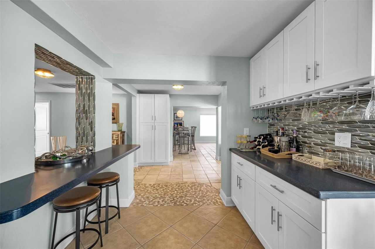 111 17th Street, Belleair Beach, FL 33786 Photo