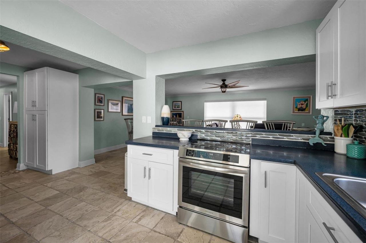 111 17th Street, Belleair Beach, FL 33786 Photo