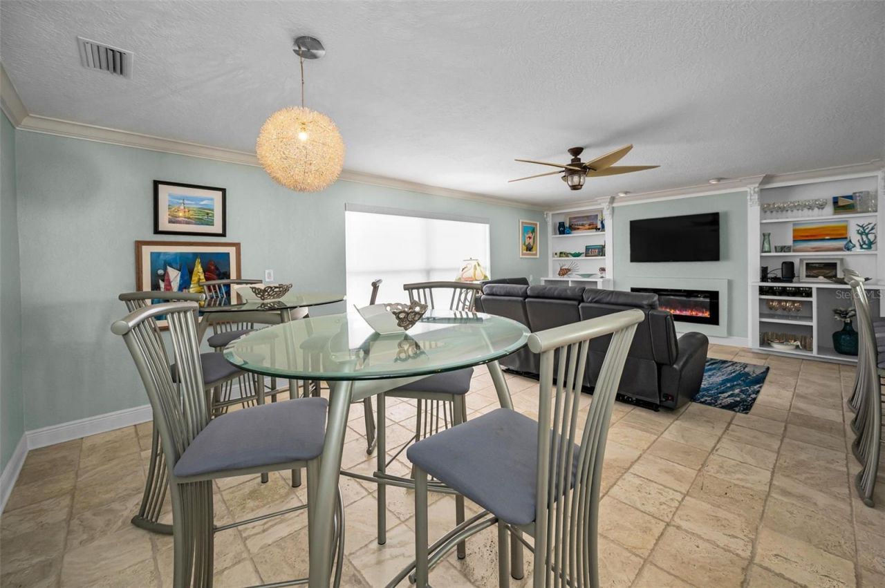 111 17th Street, Belleair Beach, FL 33786 Photo