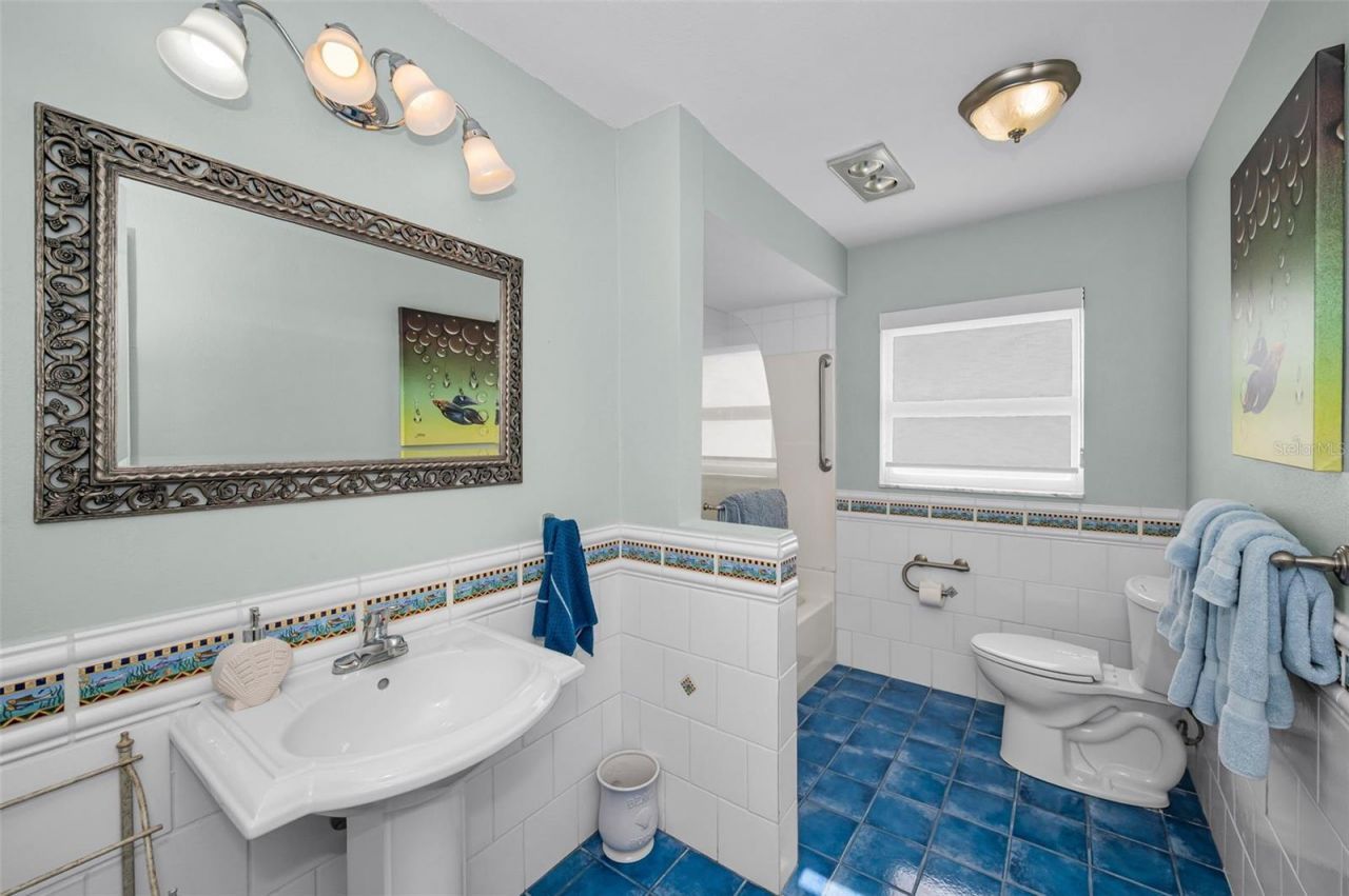 111 17th Street, Belleair Beach, FL 33786 Photo