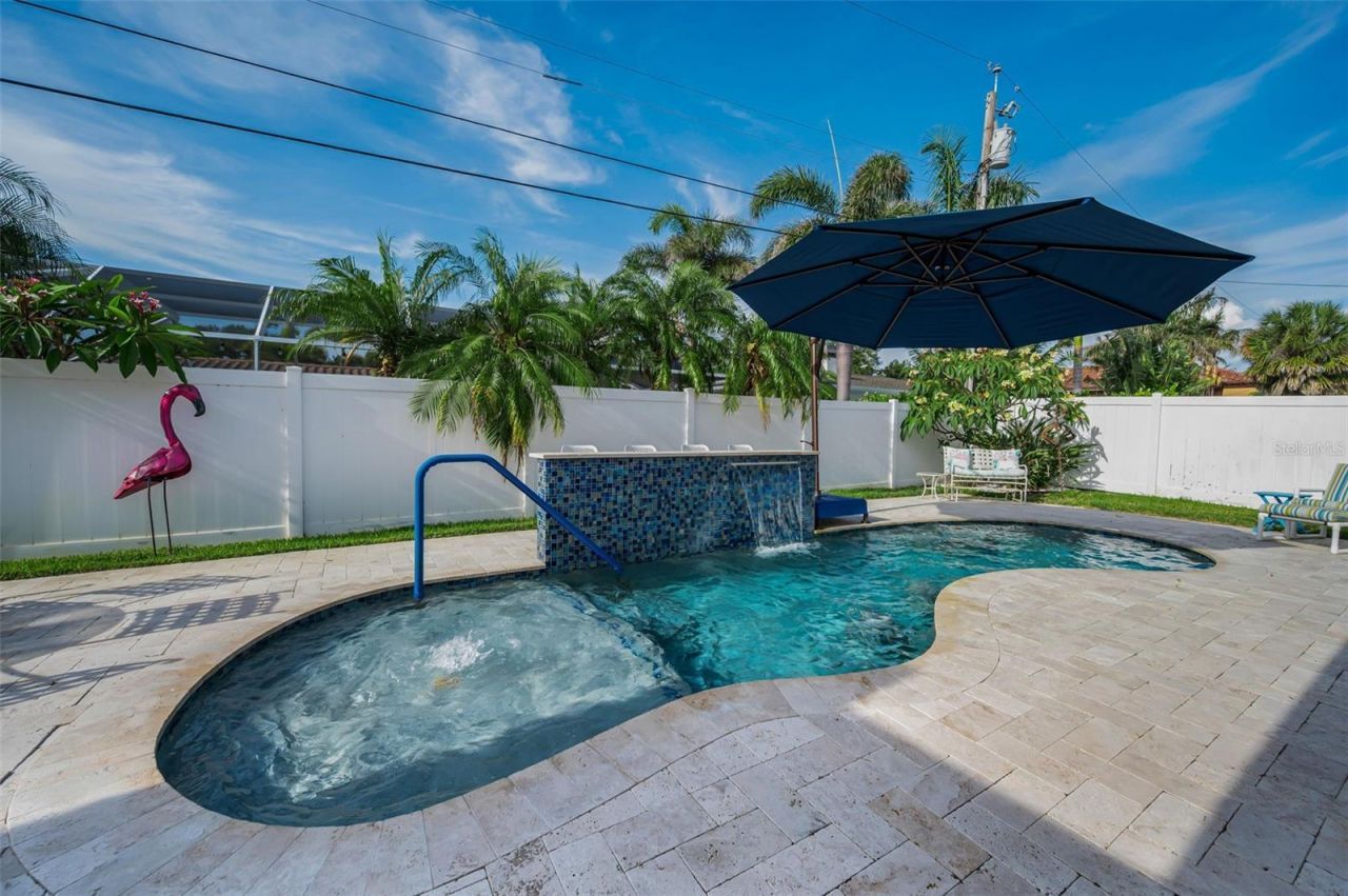 111 17th Street, Belleair Beach, FL 33786 Photo