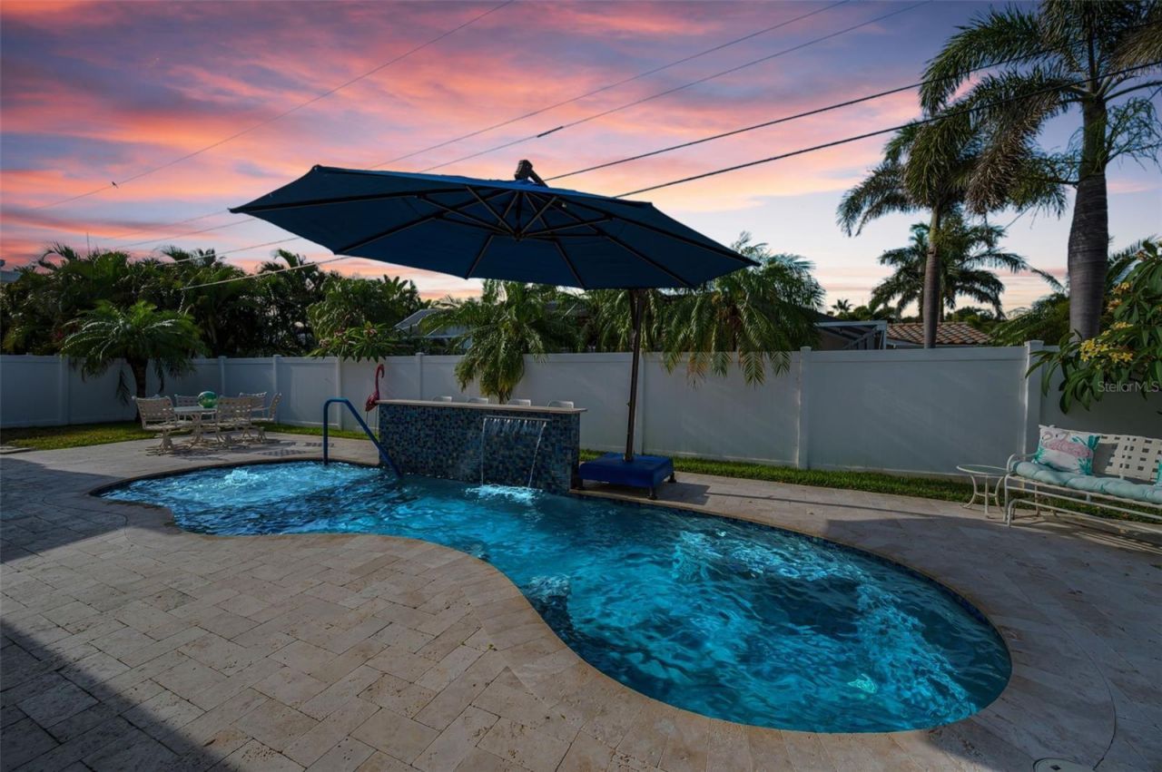 111 17th Street, Belleair Beach, FL 33786 Photo