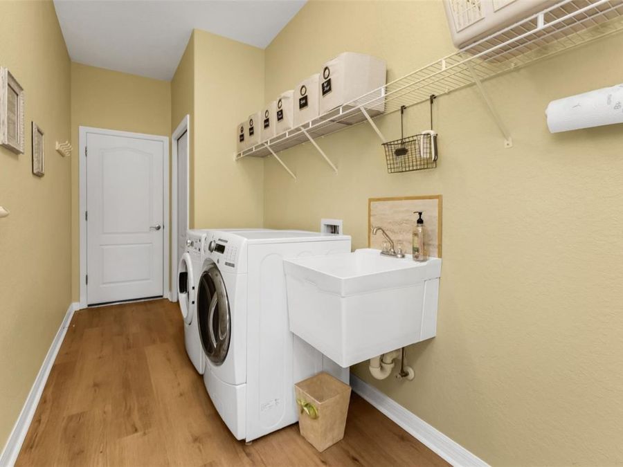 Property Image 39