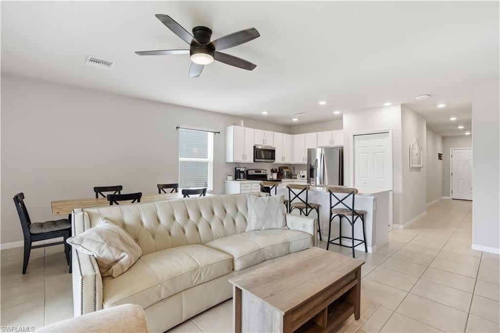 15054 Wildflower Cir , Naples, FL 34119 Photo