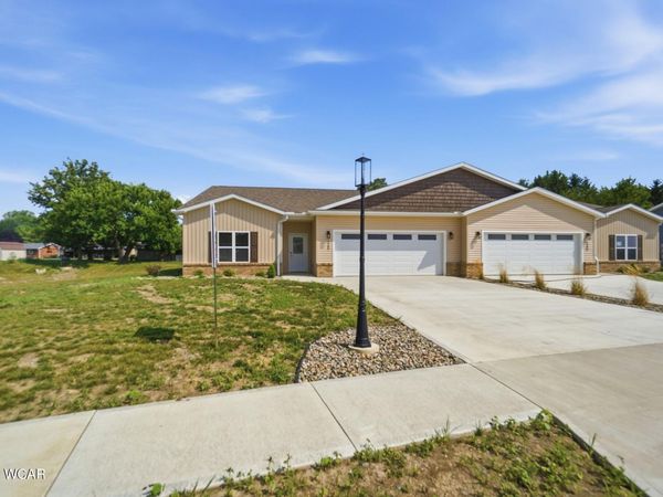 1207 Jennings Crossing, Van Wert, OH 45891