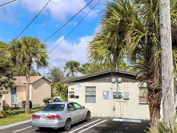 907 5th Street, Unit 1, West Palm Beach, FL 33401