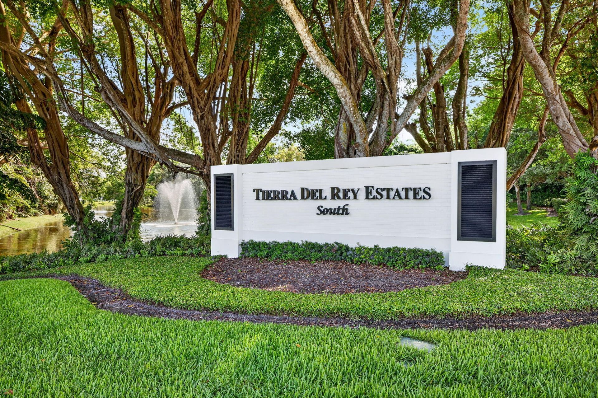 10250 El Paraiso Place, Delray Beach, FL 33446 Photo