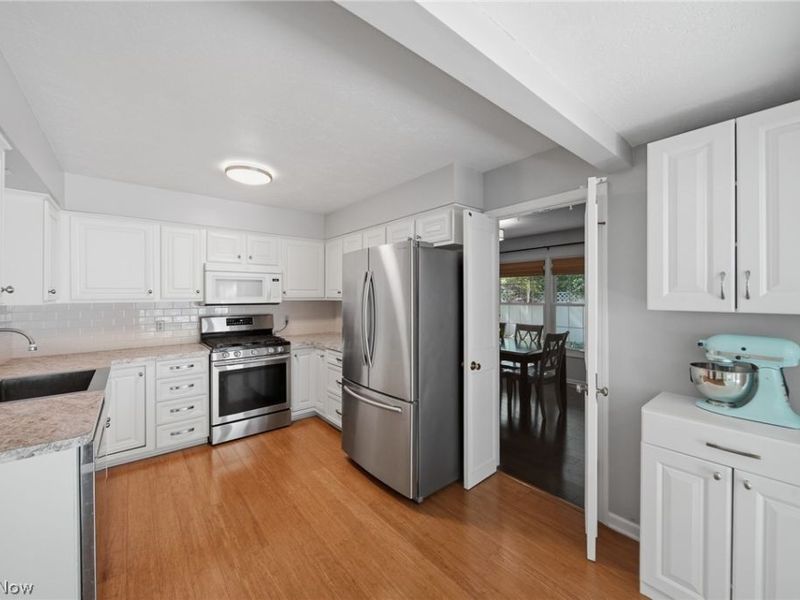 1484 Woodlake Boulevard , Stow, OH 44224 Photo 12
