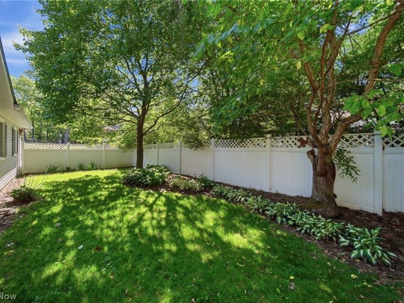 1484 Woodlake Boulevard , Stow, OH 44224 Photo 36
