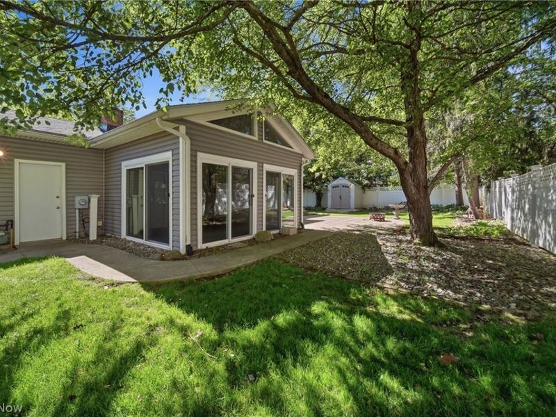 1484 Woodlake Boulevard , Stow, OH 44224 Photo 39