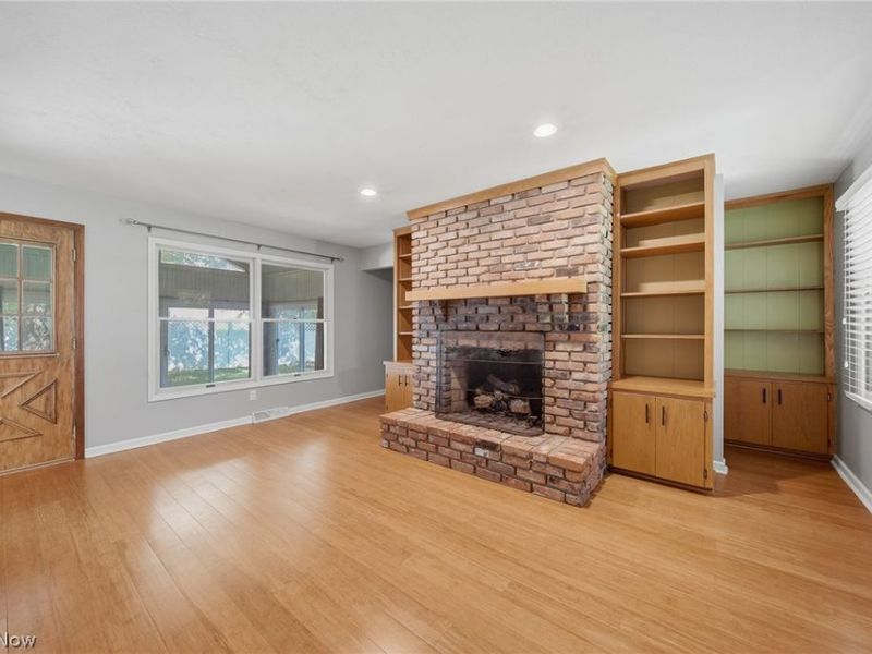 1484 Woodlake Boulevard , Stow, OH 44224 Photo 5
