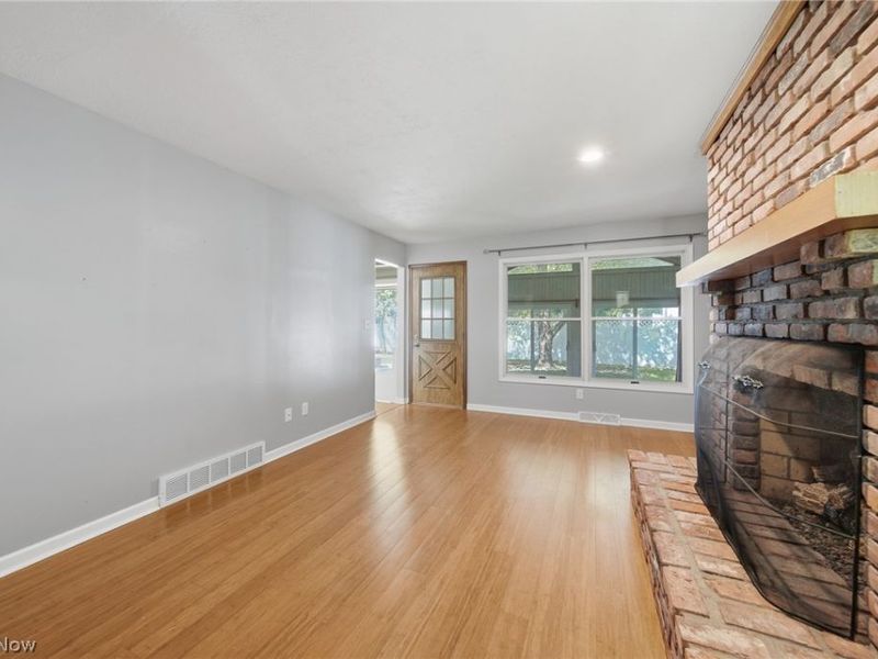 1484 Woodlake Boulevard , Stow, OH 44224 Photo 7