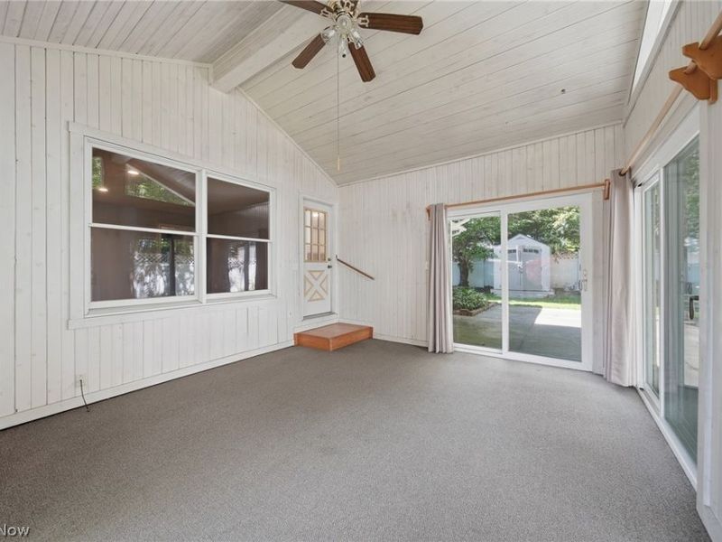 1484 Woodlake Boulevard , Stow, OH 44224 Photo 8