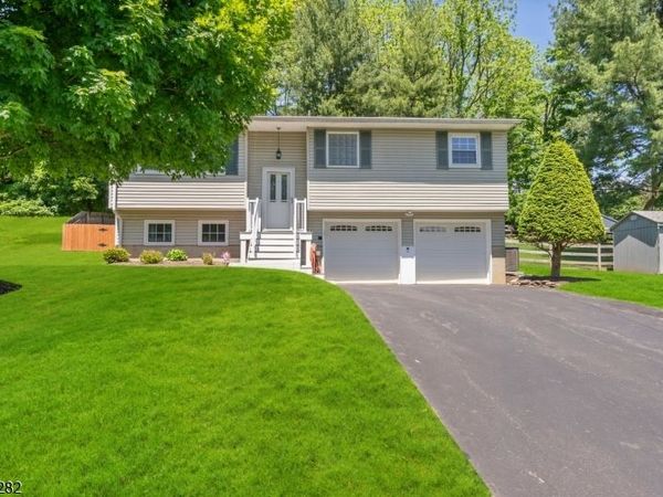 34 Beavers St, High Bridge, NJ 08829