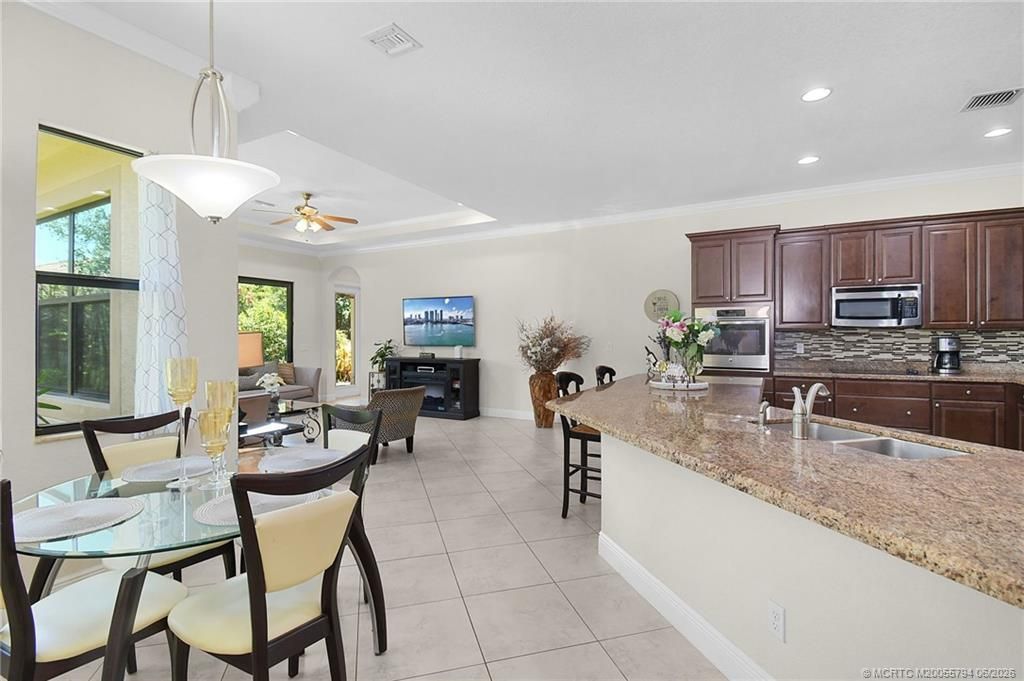 2276 NW Diamond Creek Way, Jensen Beach, FL 34957 Photo