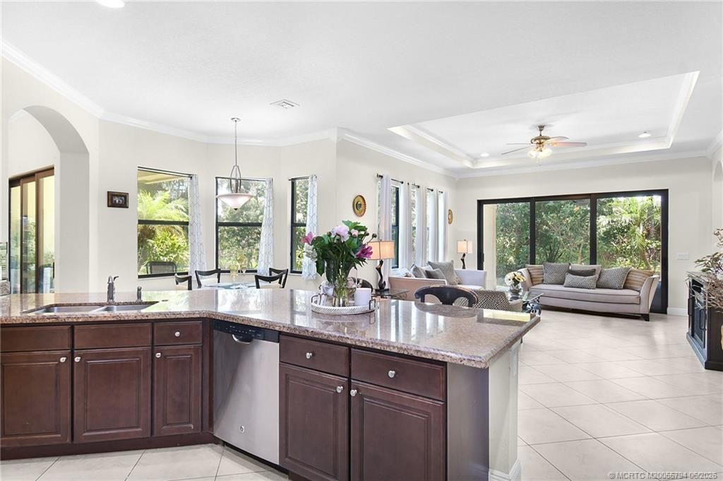 2276 NW Diamond Creek Way, Jensen Beach, FL 34957 Photo