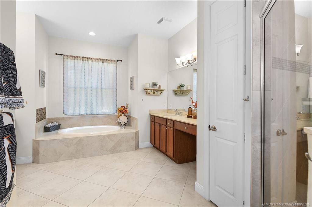2276 NW Diamond Creek Way, Jensen Beach, FL 34957 Photo