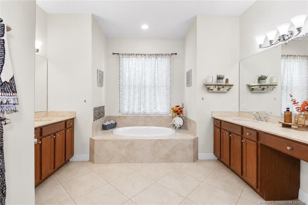 2276 NW Diamond Creek Way, Jensen Beach, FL 34957 Photo