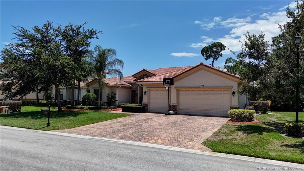 2276 NW Diamond Creek Way, Jensen Beach, FL 34957 Photo