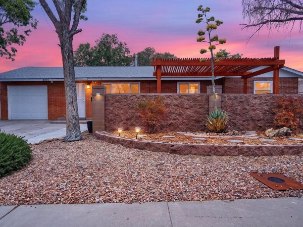 2305 Stevens Drive NE, Albuquerque, NM 87112