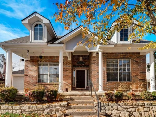 555 Southridge Way , Irving, TX 75063