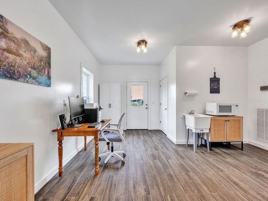 Property Image 32