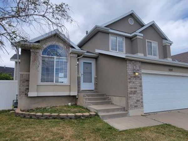 1217 E 3025 N, Layton, UT 84040