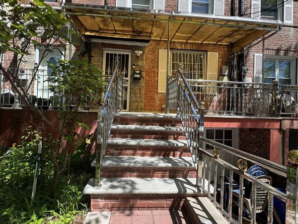 4218 Bruner , Bronx, NY 10466