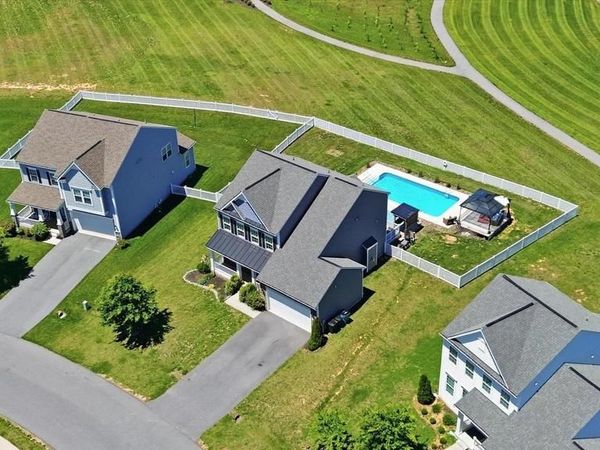9354 DRUMMAN DRIVE, HAGERSTOWN, MD 21740