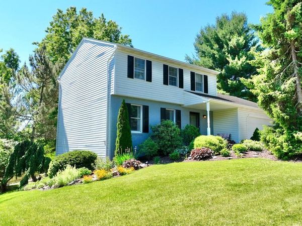 1017 CRYSTAL CREEK DRIVE, MECHANICSBURG, PA 17050