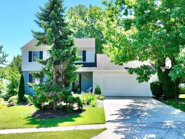 1017 CRYSTAL CREEK DRIVE, MECHANICSBURG, PA 17050