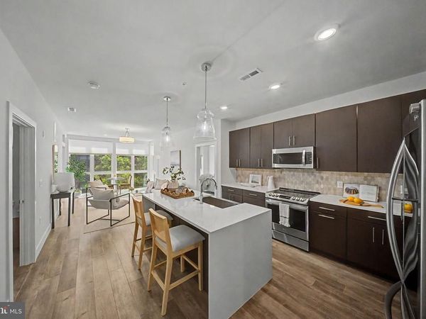 1761 OLD MEADOW ROAD, Unit 220, MCLEAN, VA 22102