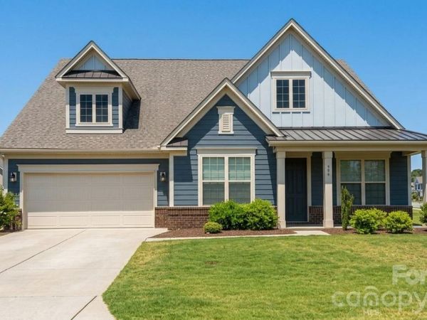 906 Acorn Way , Denver, NC 28037