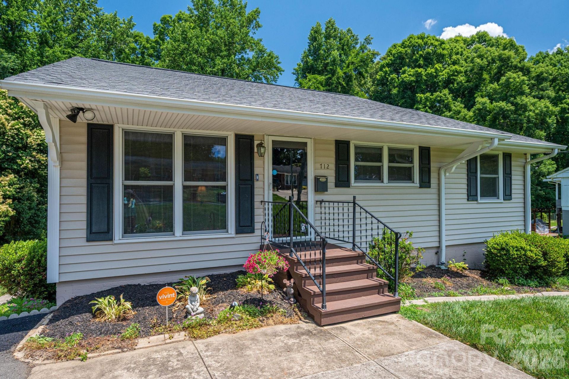 712 Crestwood Avenue, Gastonia, NC 28054 Main Photo