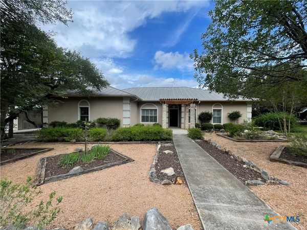 691 Wild Turkey Run , New Braunfels, TX 78132