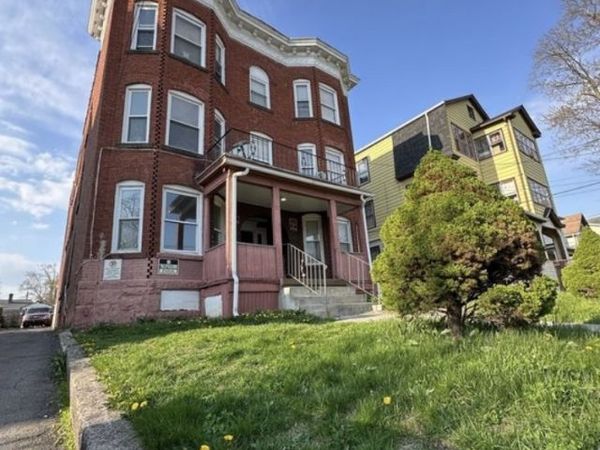 38-40 Brown , Hartford, CT 06114