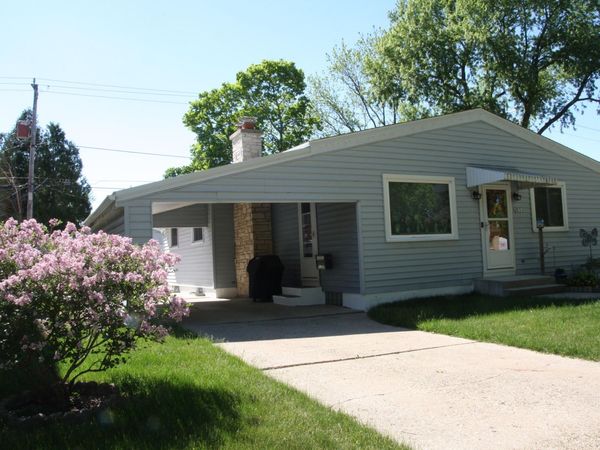 2419 S 81st St, West Allis, WI 53219
