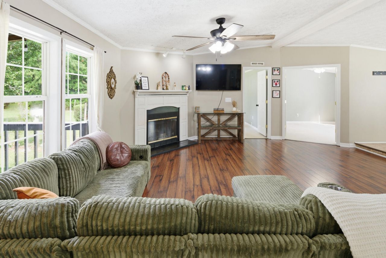 355 Trinity Church Road Photo 15