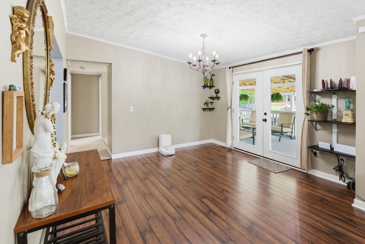 355 Trinity Church Road Photo 18