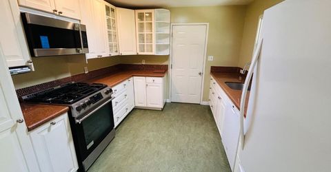 2261 Knight Way, Sacramento, CA 95822 Photo