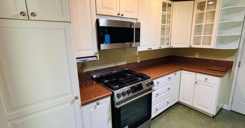 2261 Knight Way, Sacramento, CA 95822 Photo