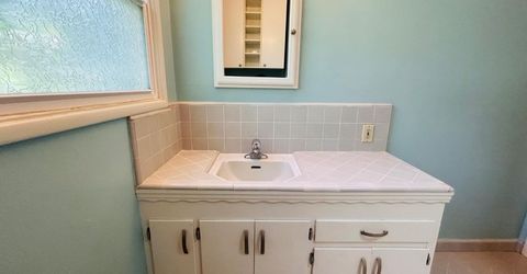 2261 Knight Way, Sacramento, CA 95822 Photo