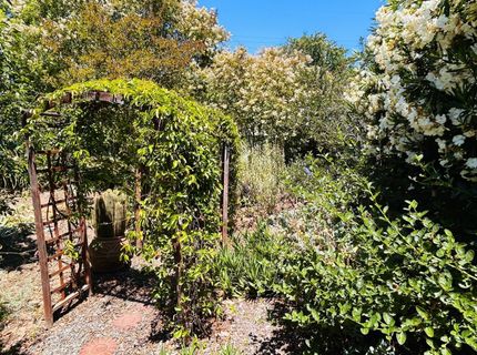 2261 Knight Way, Sacramento, CA 95822 Photo