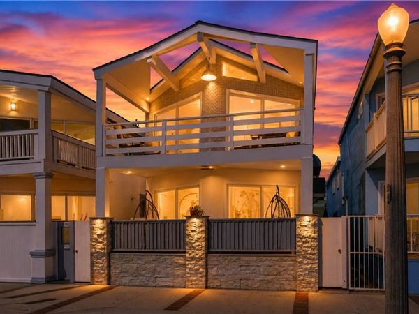 2212 W Oceanfront, Newport Beach, CA 92663