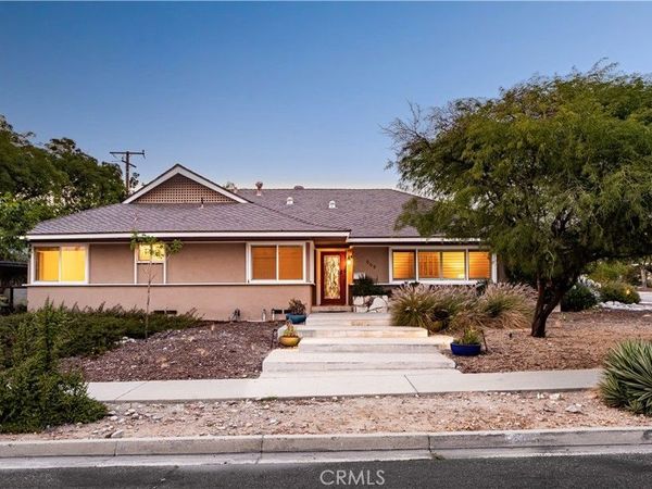 909 Reed Drive, Claremont, CA 91711