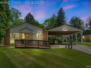 2491 Crystal Drive, Ann Arbor, MI 48108